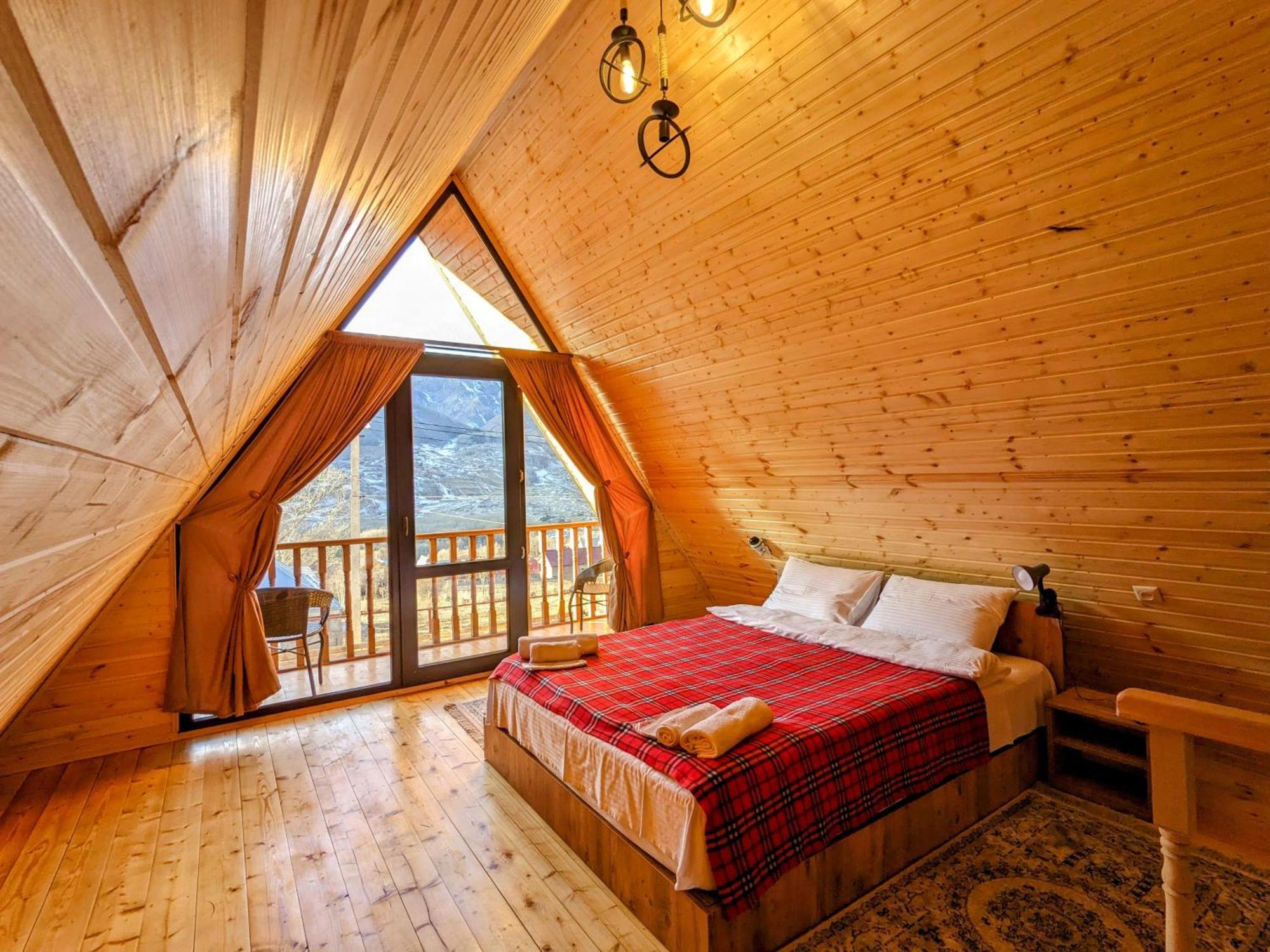 Cottage Caucasus Kazbegi Exterior photo